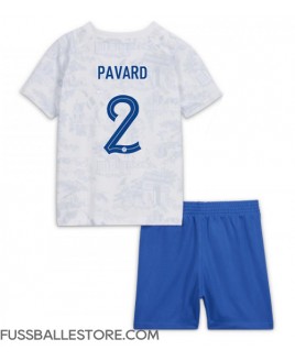 Günstige Frankreich Benjamin Pavard #2 Auswärts Trikotsatzt Kinder WM 2022 Kurzarm (+ Kurze Hosen)